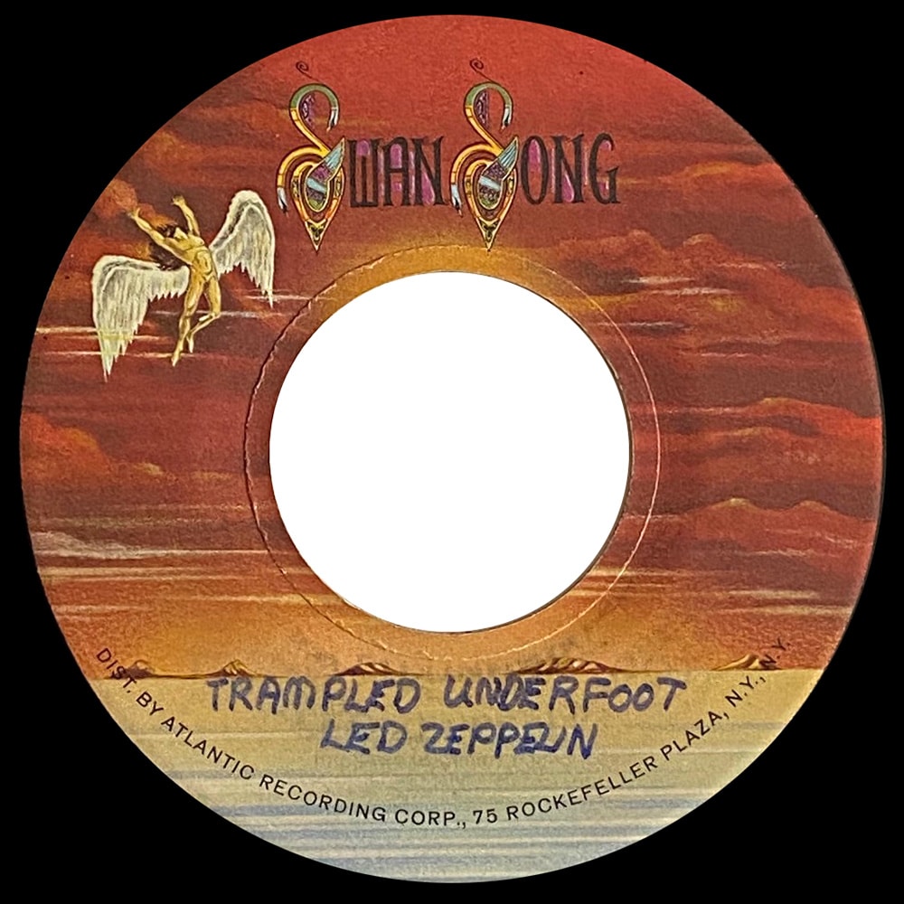 Single <br>USA (SS-70102) <br>Trampled Under Foot / Black Country Woman (#05) - Image 2