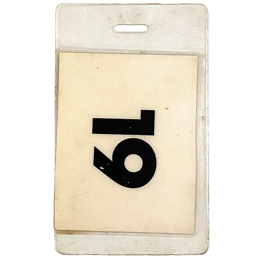 Luggage Tag (1980) <br>Swan Song, #19 (UK) - Image 3